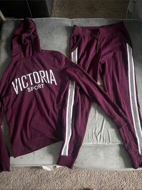 VSX Sport Joggers and zippered hoodie jacket set- NWOT